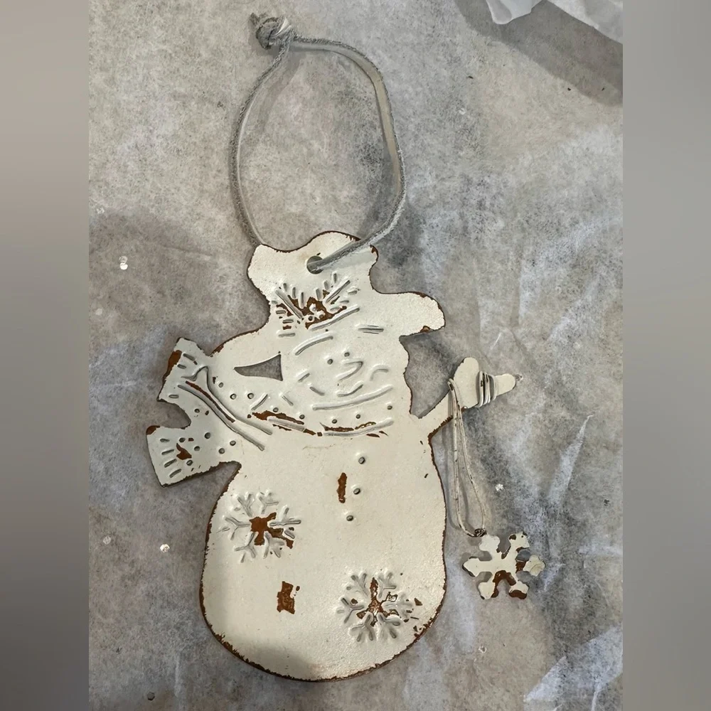 Rustic Folk Art Snowman Metal Ornament - Cream